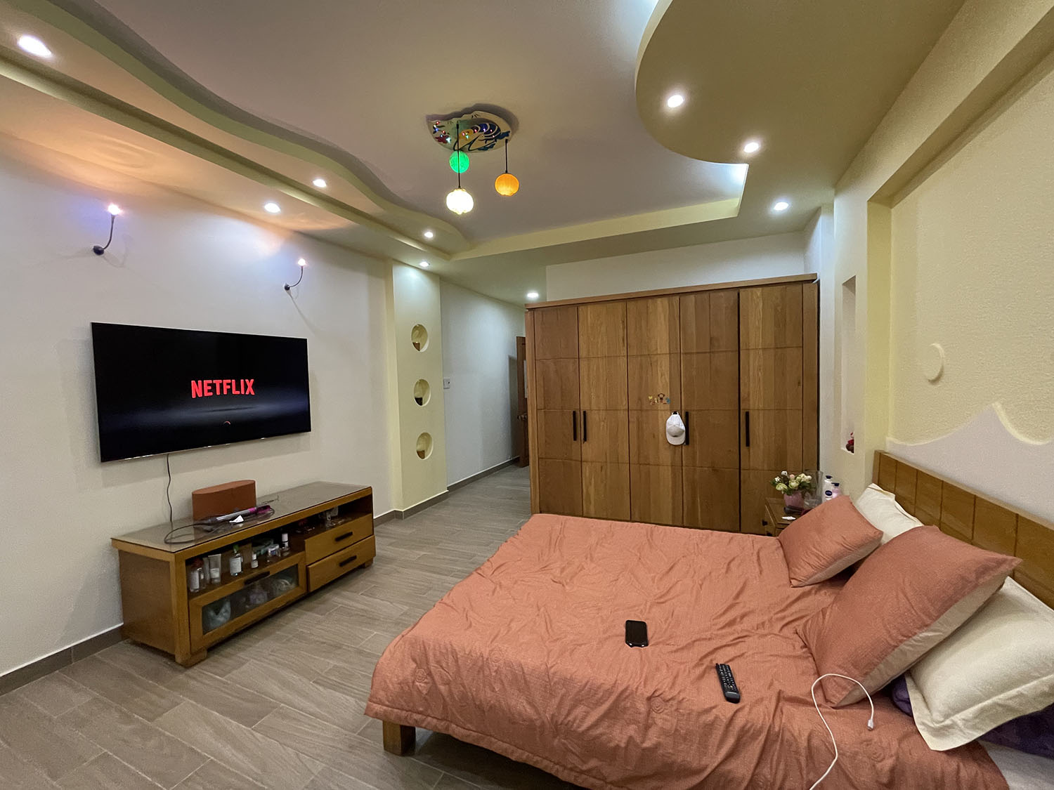 Bán nhà Ngô Thị Thu Minh, Quận Tân Bình NHÀ PHỐ VƯỜN tuyệt đẹp 3lầu (4mx24m) nở hậu hẻm ôtô khu VIP